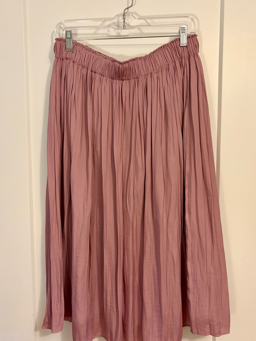 GAP Pleated Maxi Skirt in Dusty Mauve